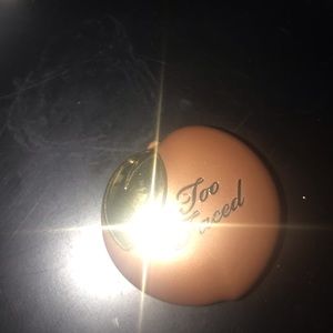 Too faced melting bronzer